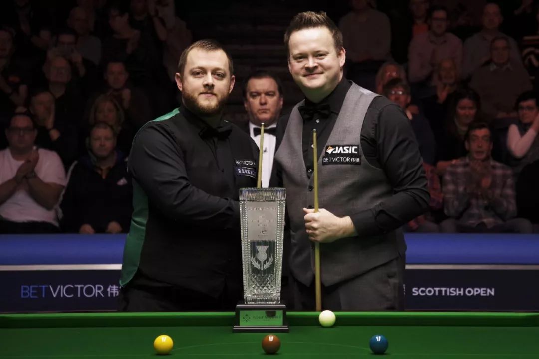 月签下内马 月签下内马