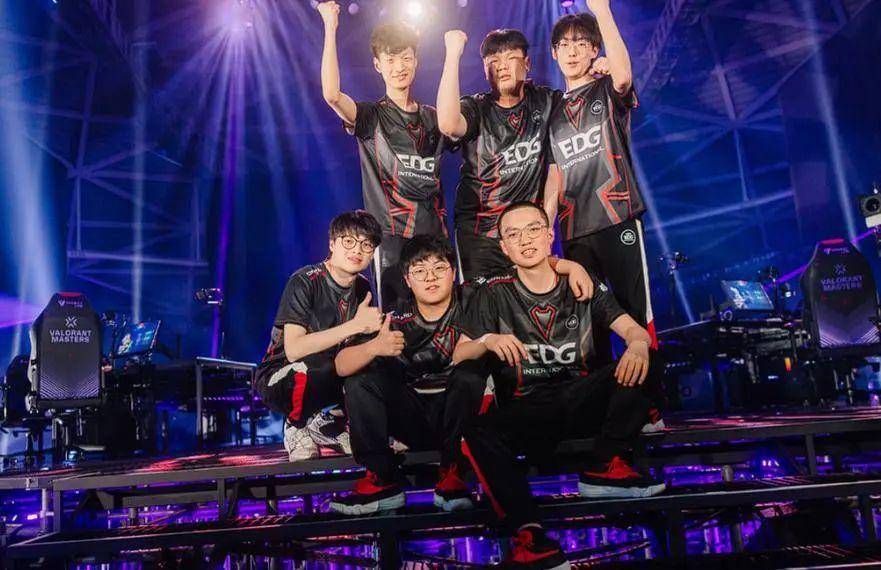 面对松散的 面对松散的