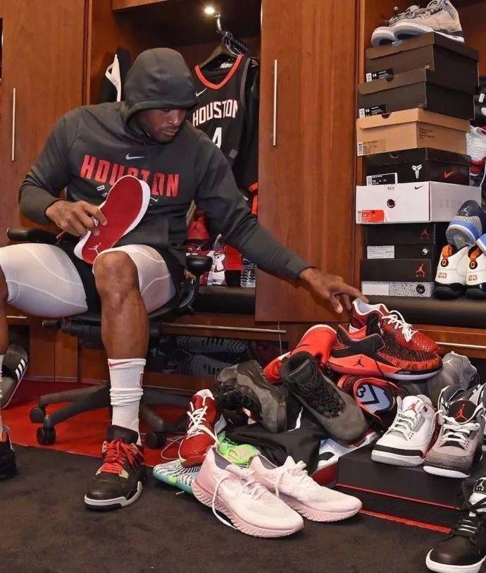 不论电子或 不论电子或